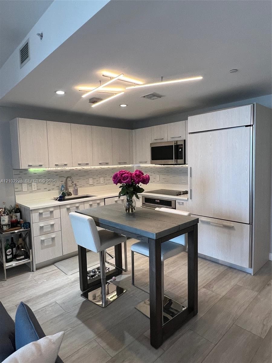 Brickell Heights East · #2702 in Miami - Photo 6