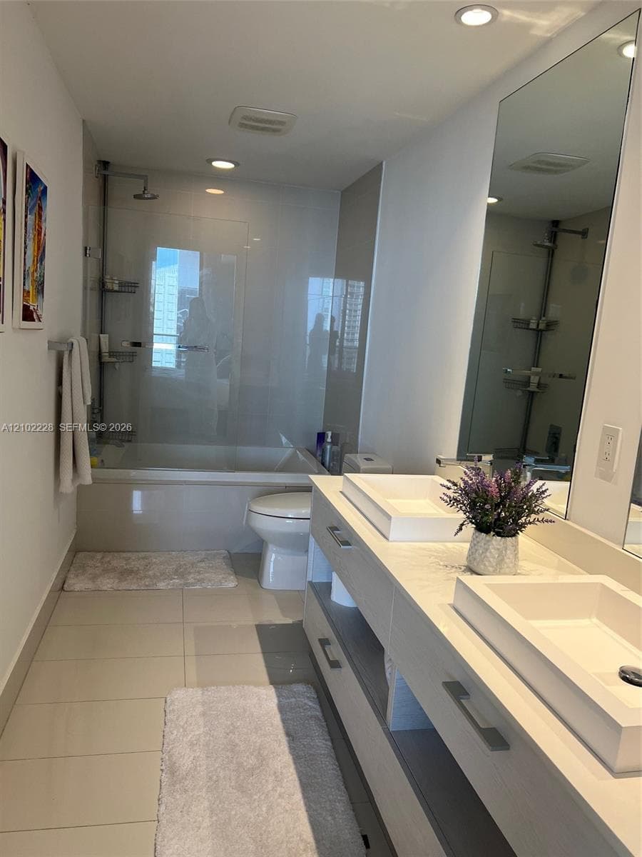 Brickell Heights East · #2702 in Miami - Photo 10