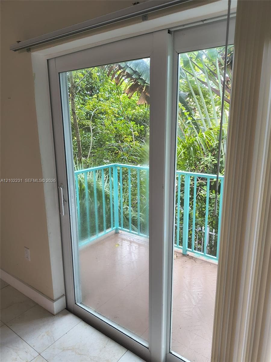 PALM VIEW SUB · #206 in Miami Beach - Photo 9