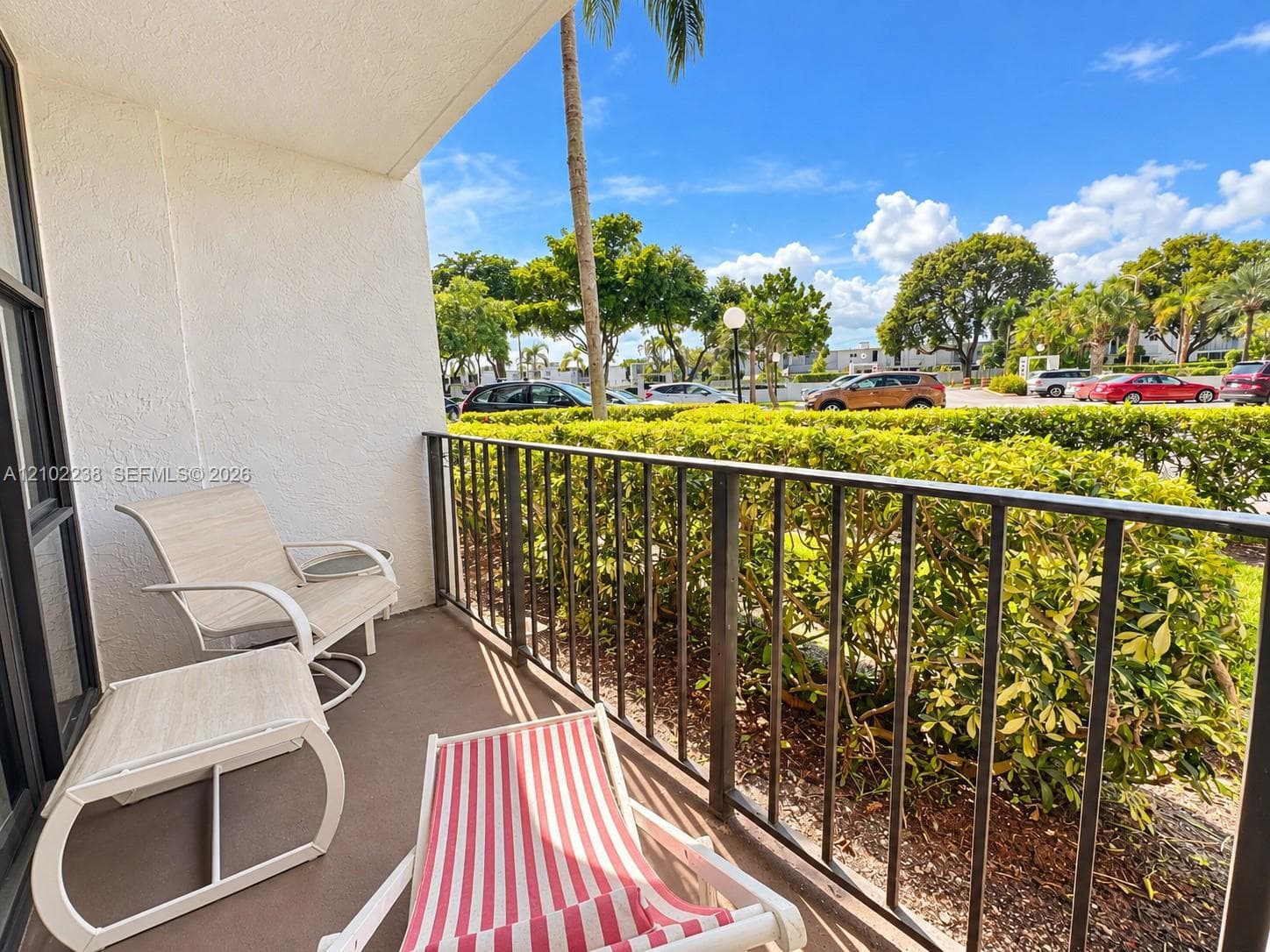 OCEANVIEW PARK CONDO · #127 in Hallandale Beach - Photo 15