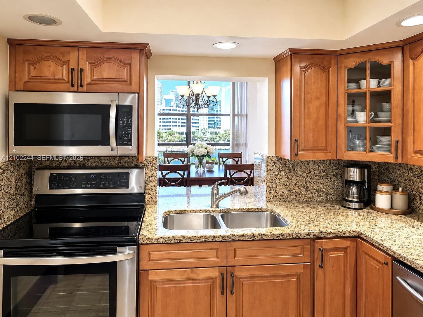 TOWERS OF OCEANVIEW SOUTH · #722 in Hallandale Beach - Photo 7