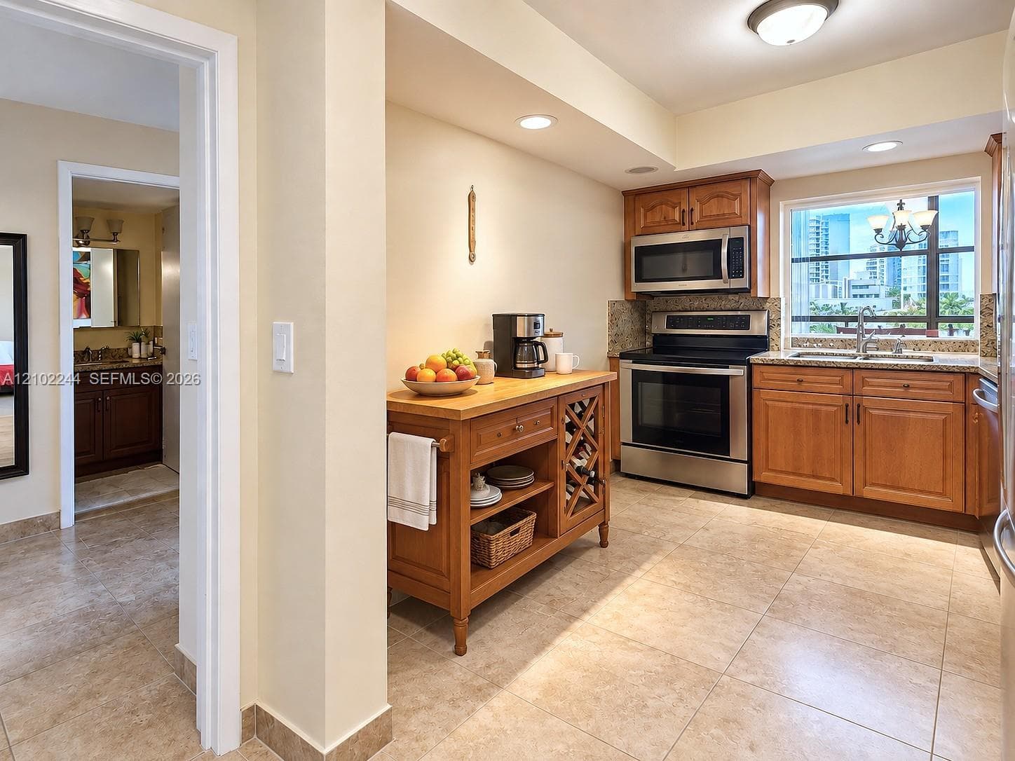 TOWERS OF OCEANVIEW SOUTH · #722 in Hallandale Beach - Photo 9