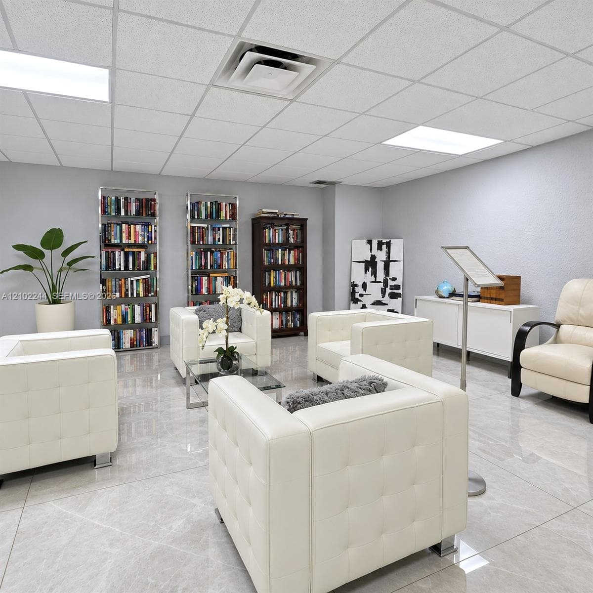 TOWERS OF OCEANVIEW SOUTH · #722 in Hallandale Beach - Photo 30