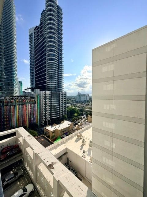 Urban skyline exposure view