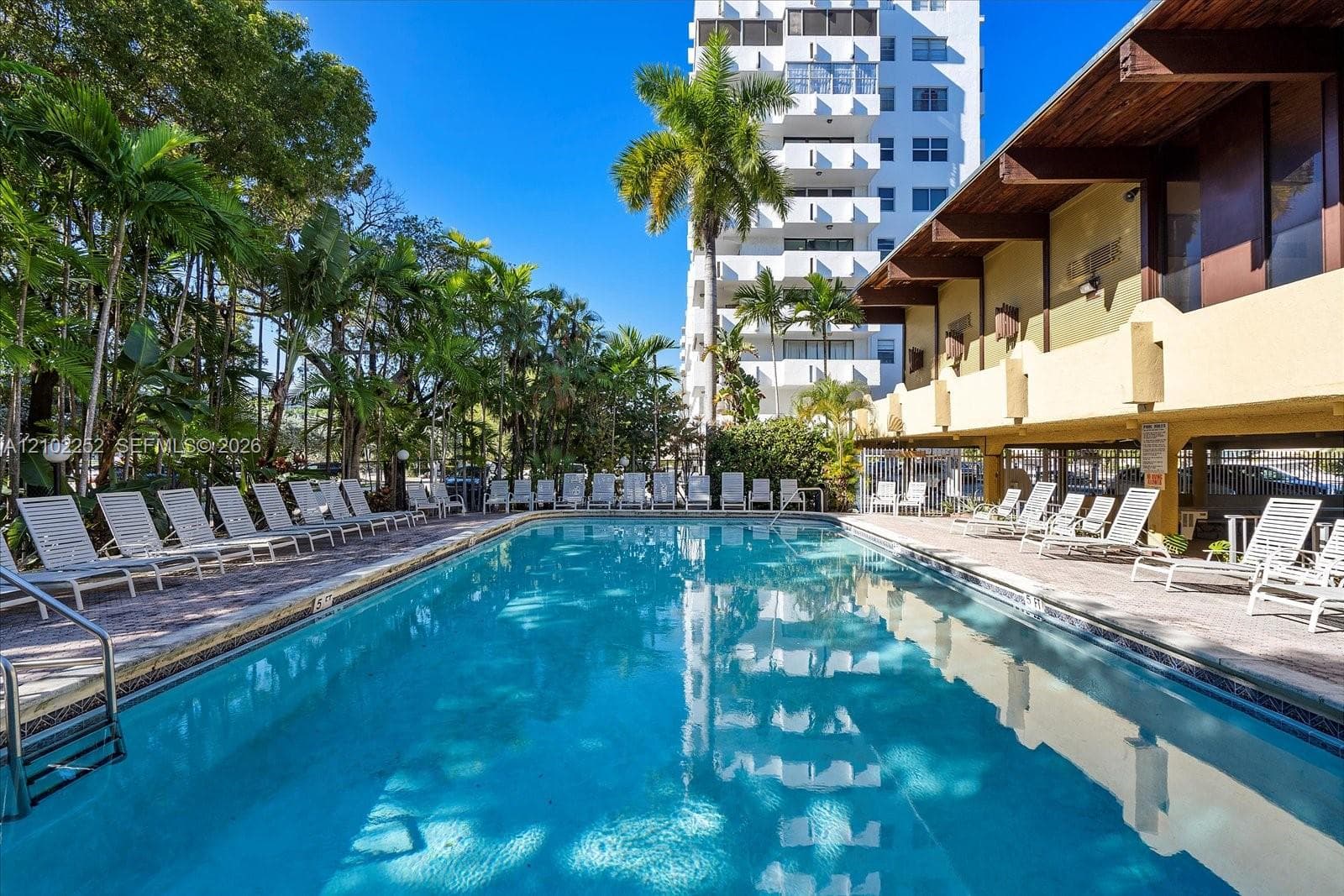 CORAL ISLE EAST CONDO · #701 in North Miami Beach - Photo 34
