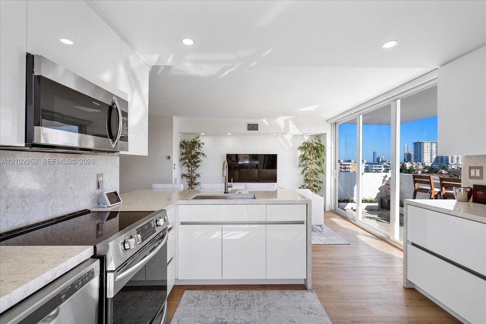 CORAL ISLE EAST CONDO · #701 in North Miami Beach - Photo 15