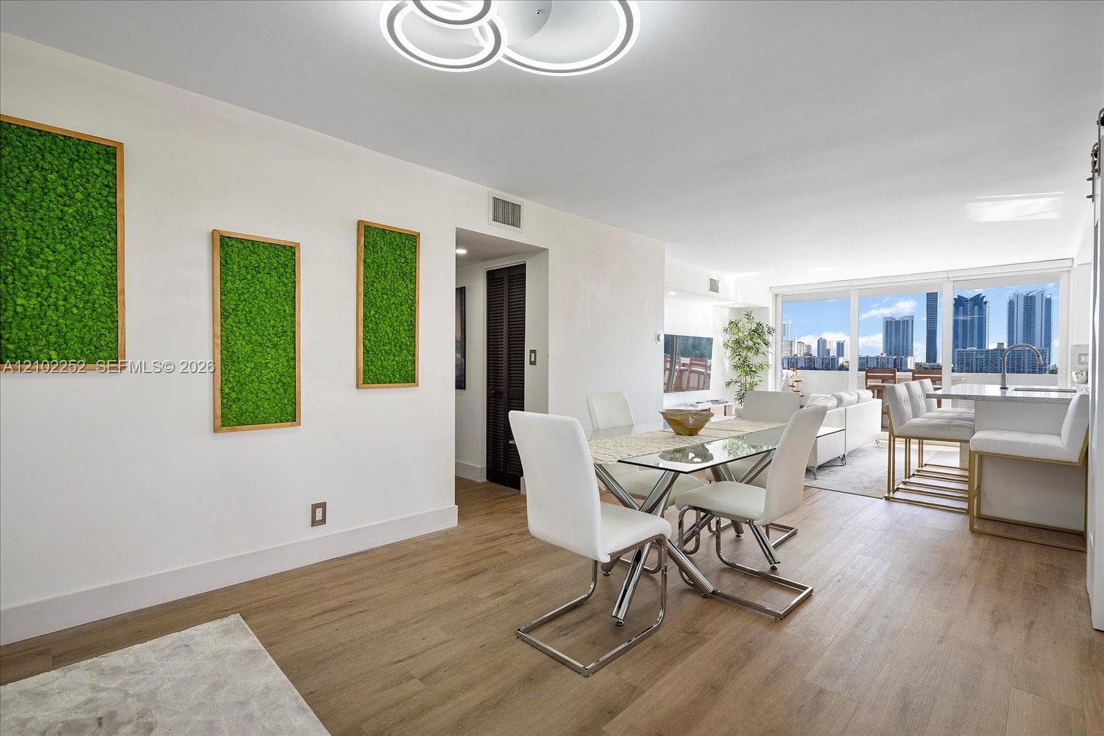 CORAL ISLE EAST CONDO · #701 in North Miami Beach - Photo 4