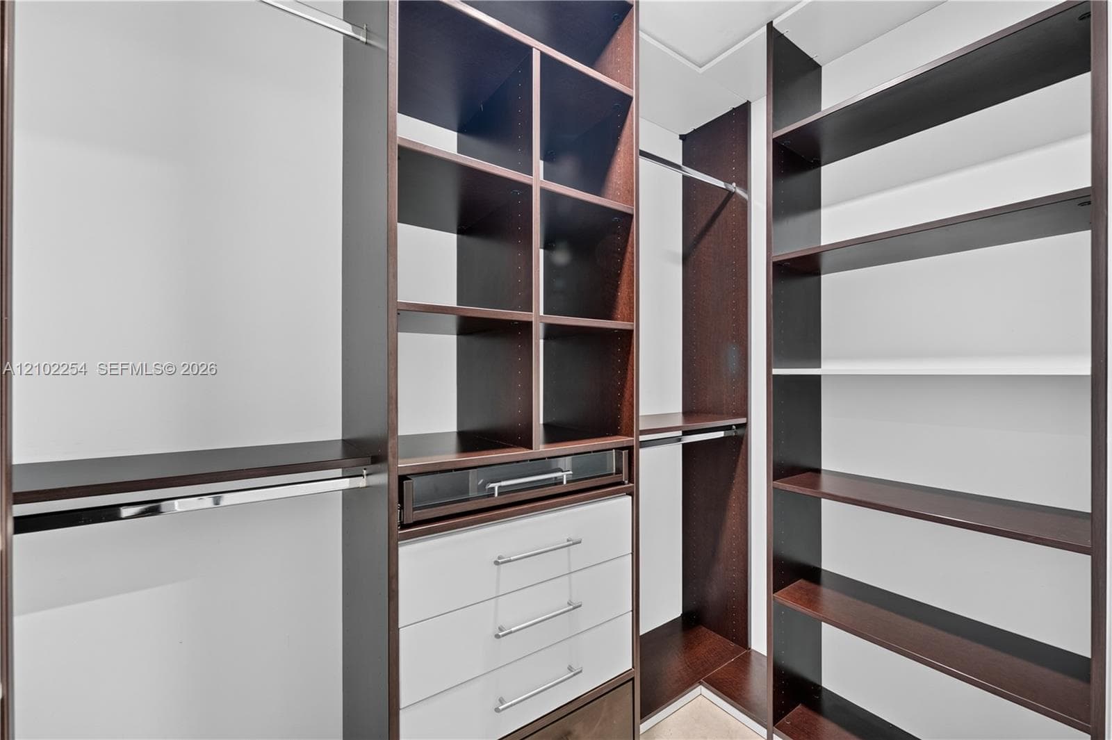 Peninsula I · #3106 in Aventura - Photo 36