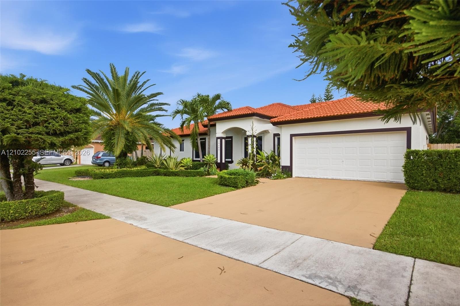 16483 SW 282nd St photo 1