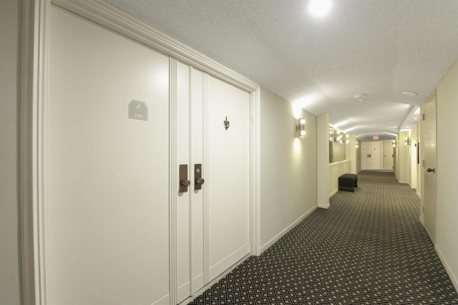 CORRIDOR W/ DOUBLE DOOR ENTRANCE