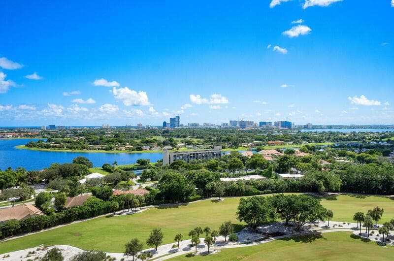 VIEWS ON WEST PALM BEACH