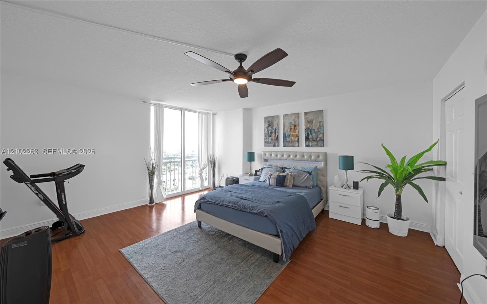 THE ASTON CONDO · #1419 in Miami - Photo 7