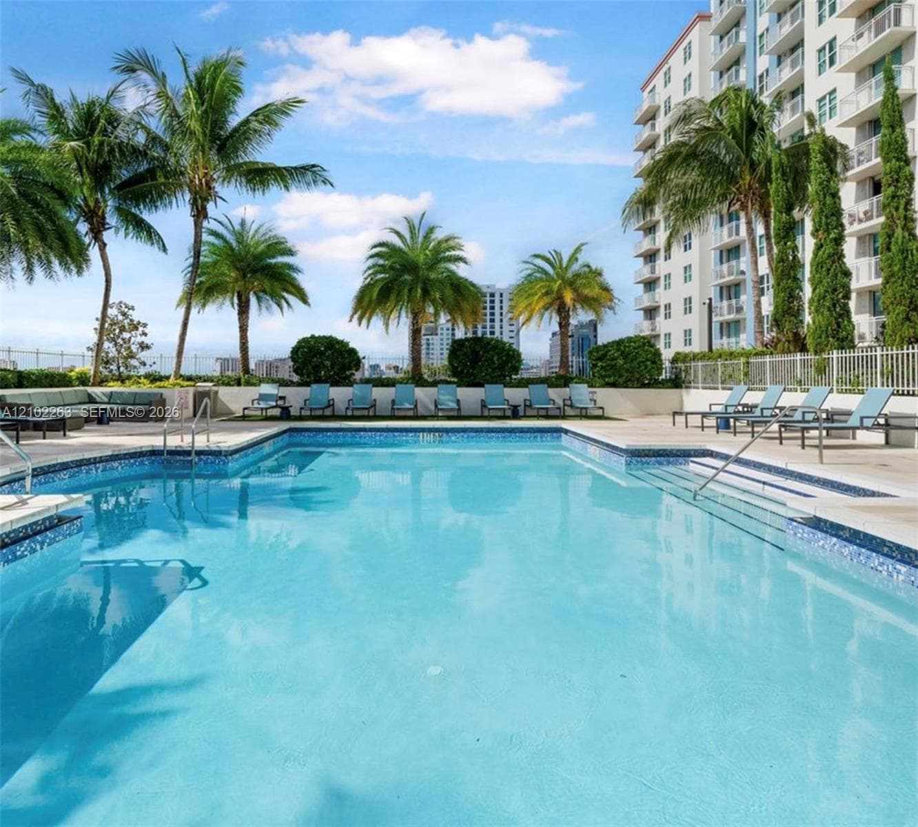 THE ASTON CONDO · #1419 in Miami - Photo 8