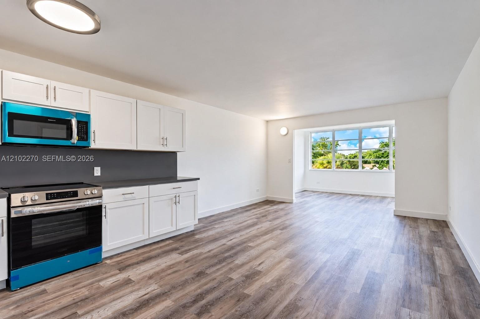 ROYAL OAKS · #330 in Miami - Photo 1