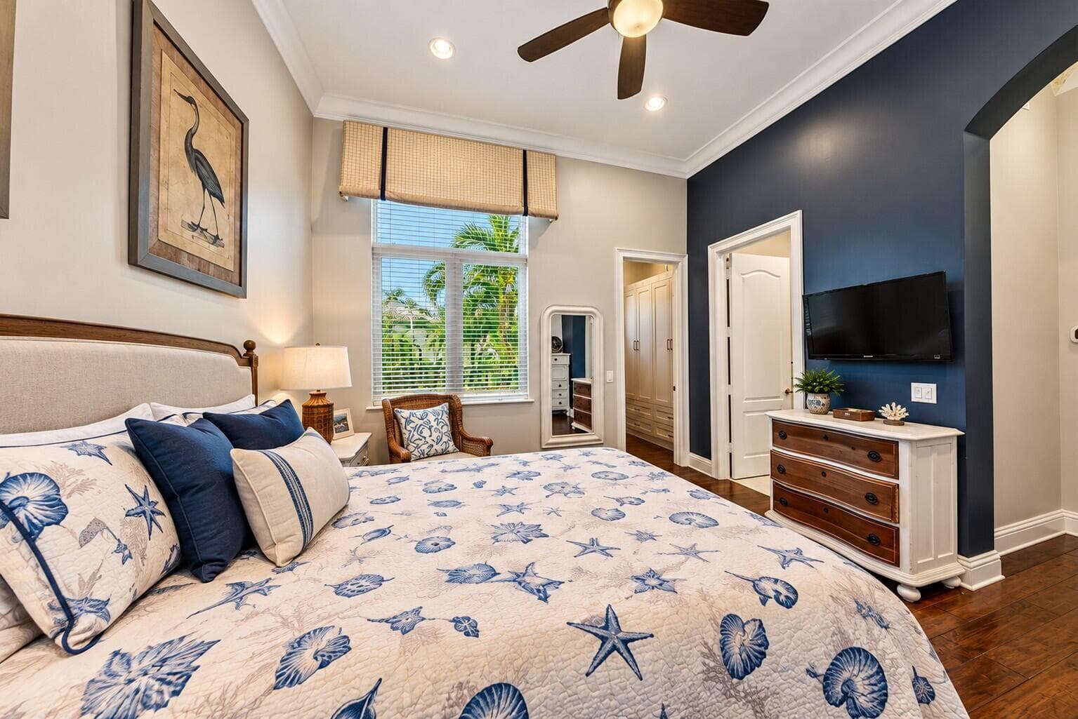 downstairs bed 2