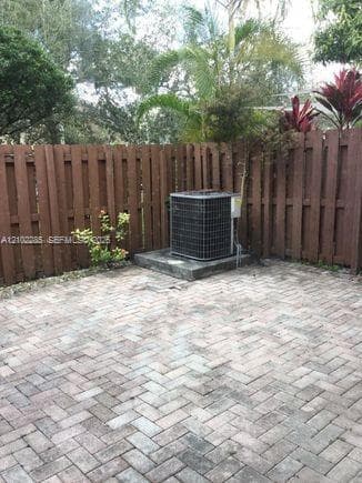 11352 NW 56th St photo 7