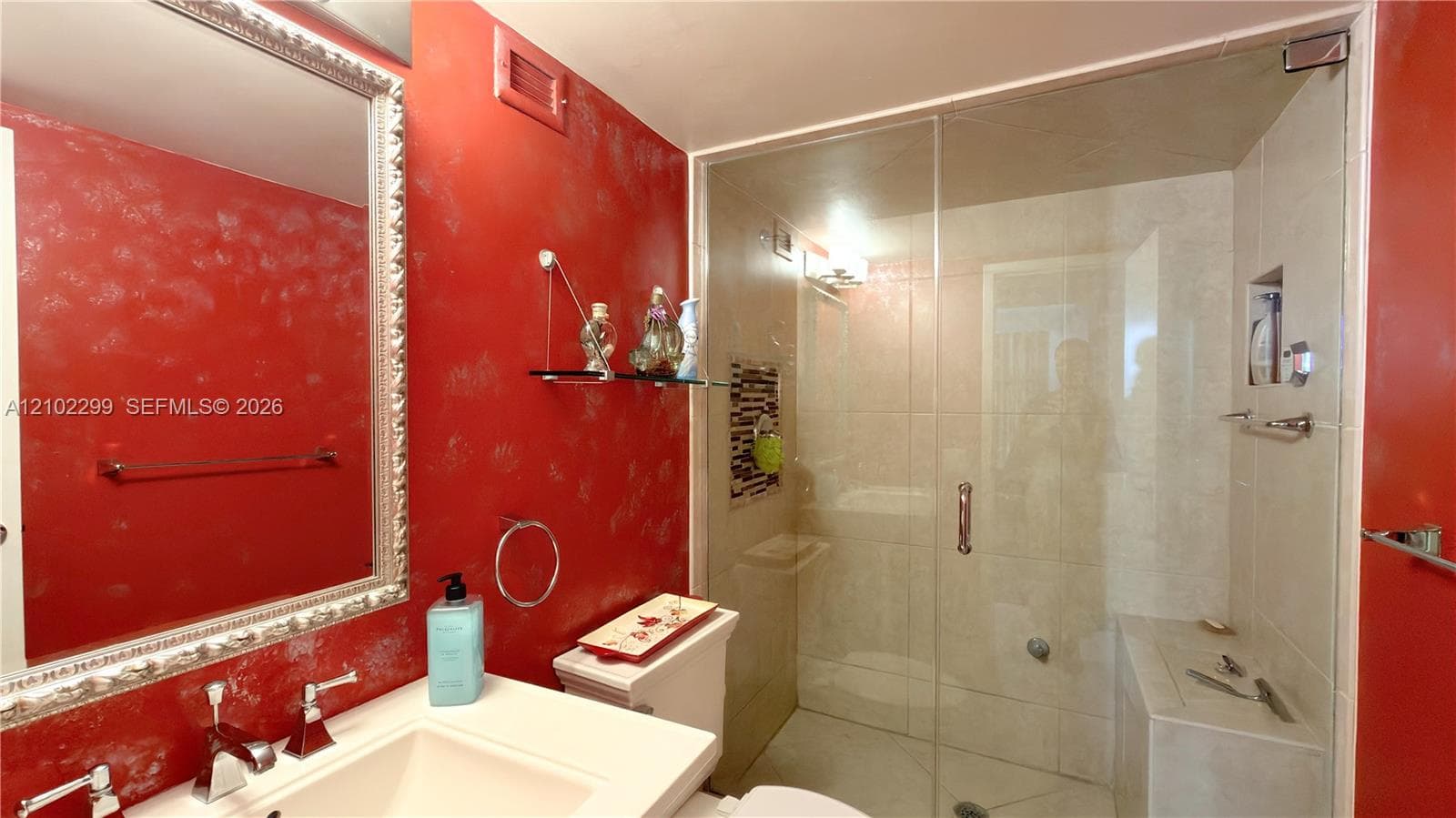 AVANT GARDE CONDO · #402 in Hallandale Beach - Photo 17