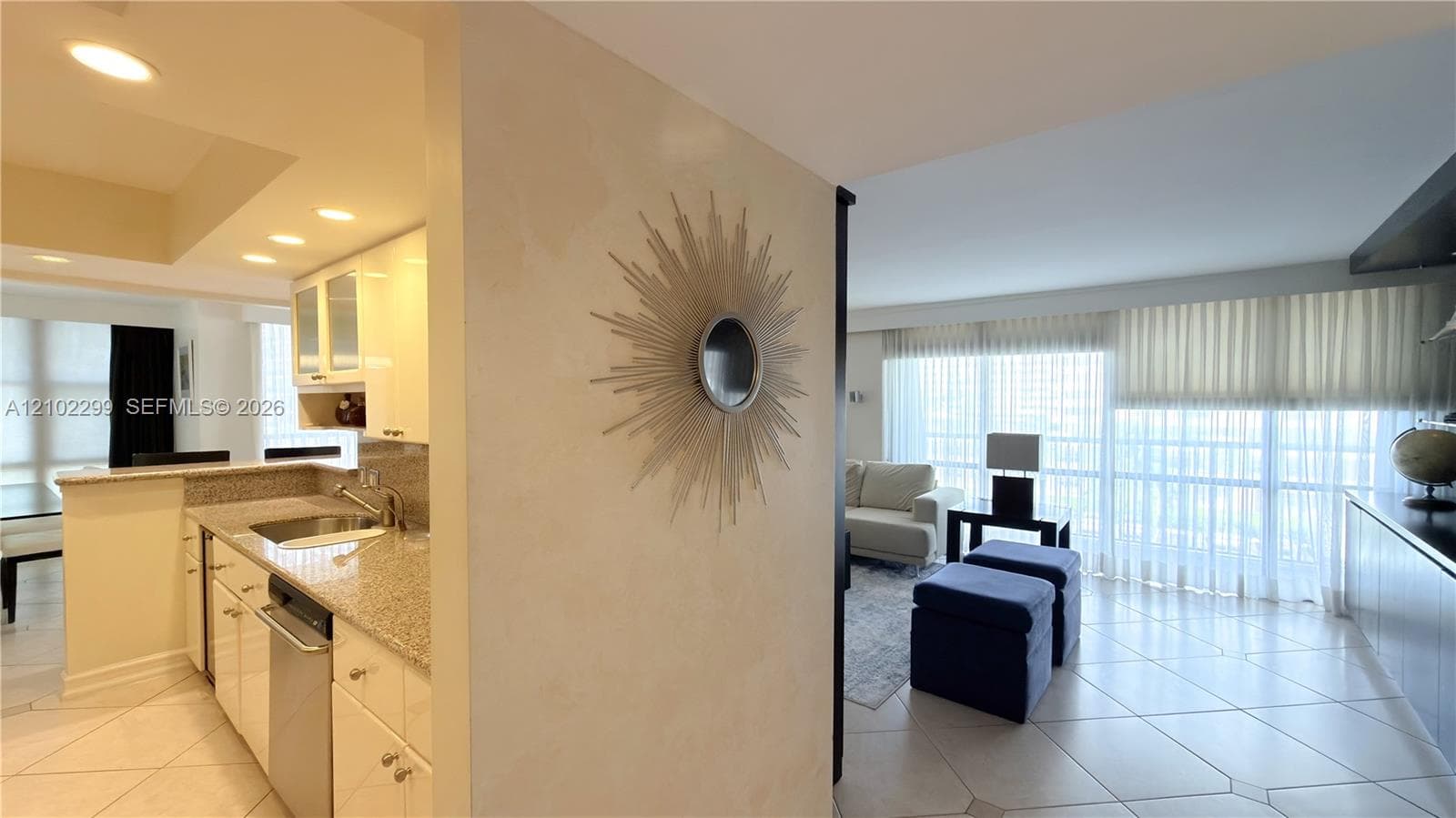 AVANT GARDE CONDO · #402 in Hallandale Beach - Photo 5