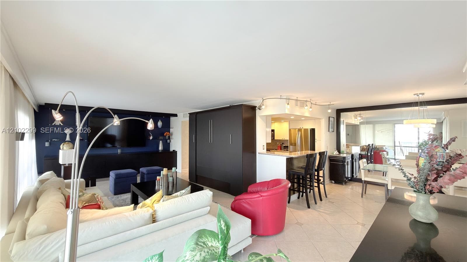 AVANT GARDE CONDO · #402 in Hallandale Beach - Photo 10