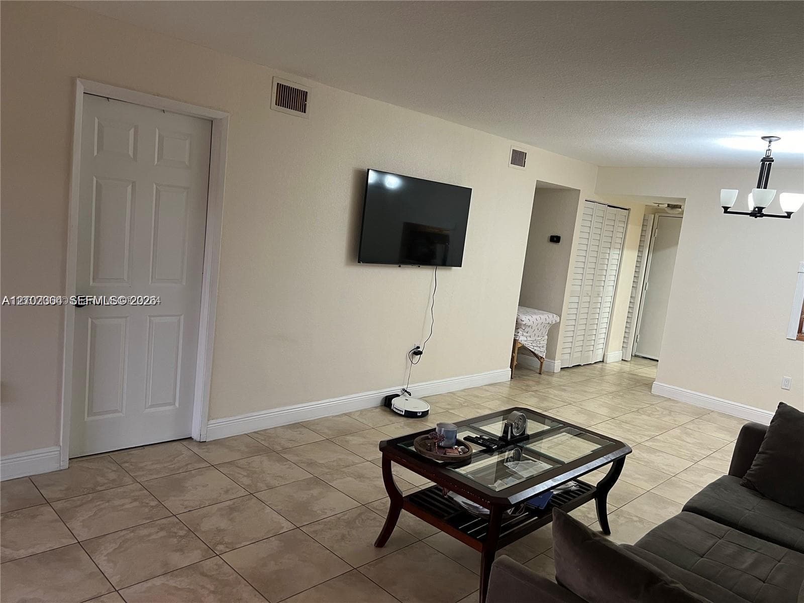 PINE LAKE VILLAGE CONDO · #203 in Miami - Photo 4