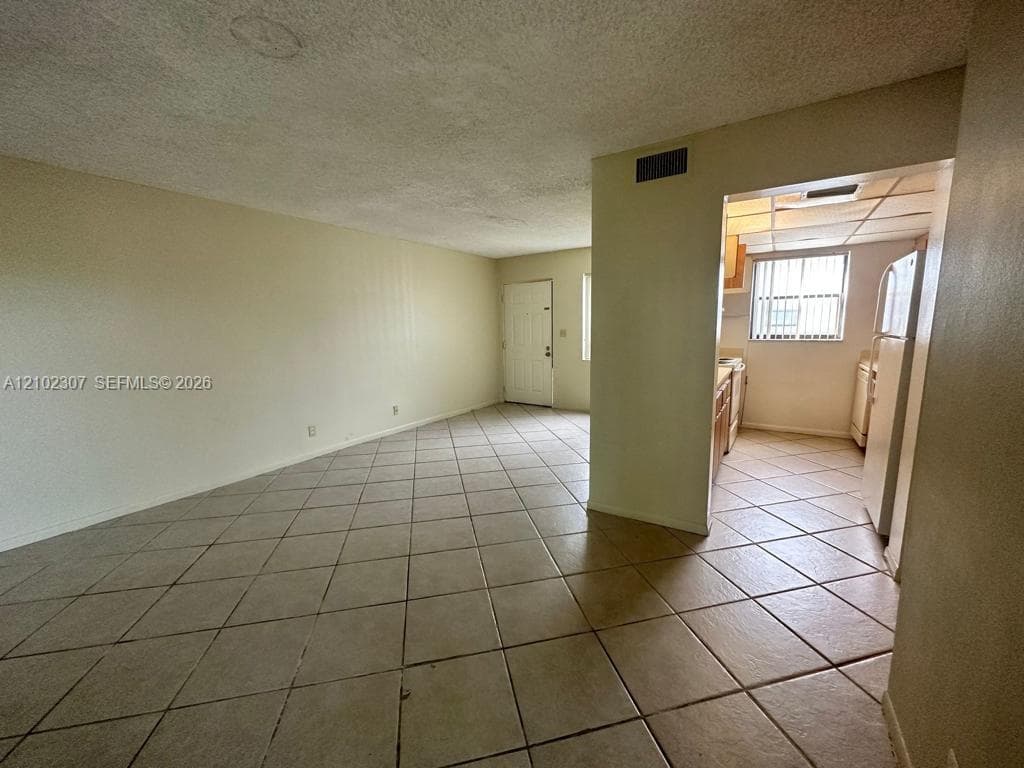 PRESIDENTIAL GOLFVIEW CON · #409 in West Palm Beach - Photo 10