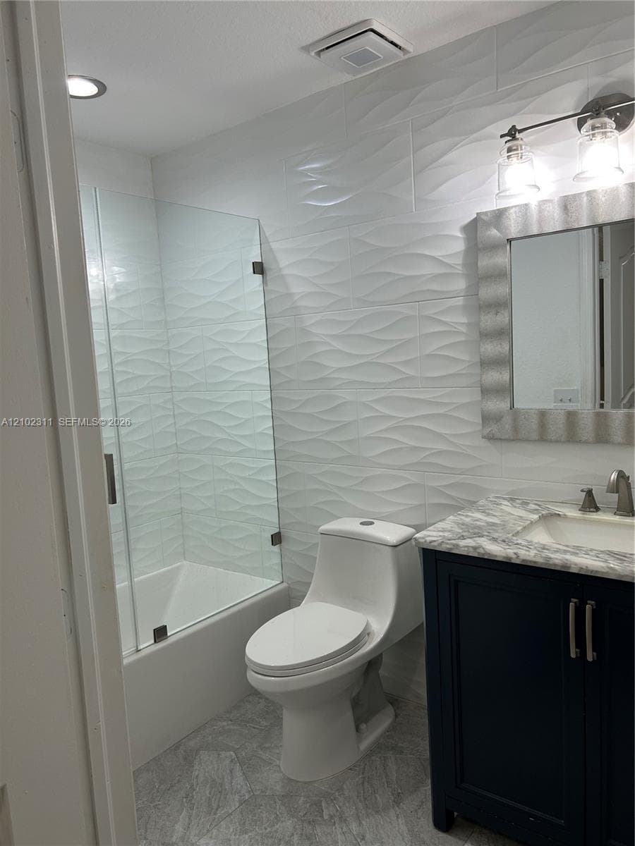 IBIS VILLA AT MIAMI GARDE · #3305 in Hialeah - Photo 18