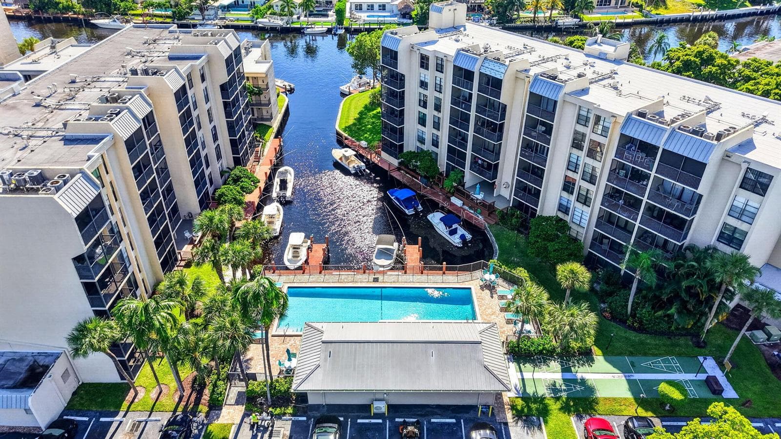 The Waterside Pool