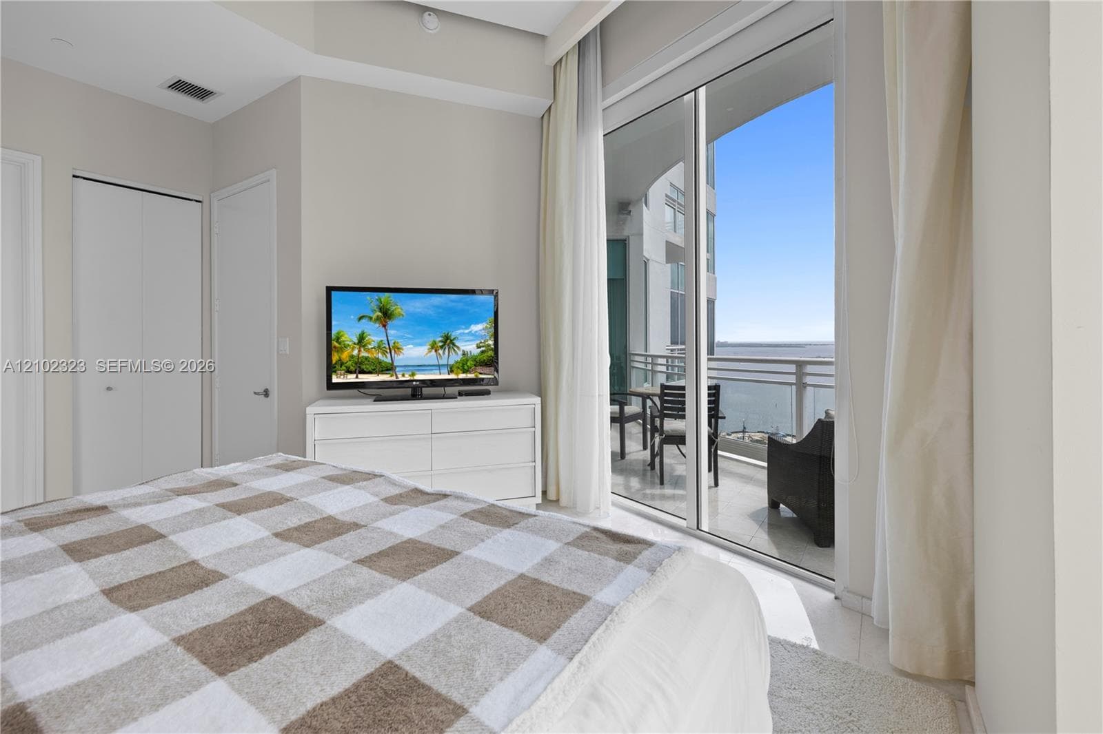 Asia Brickell Key · #3005 in Miami - Photo 20