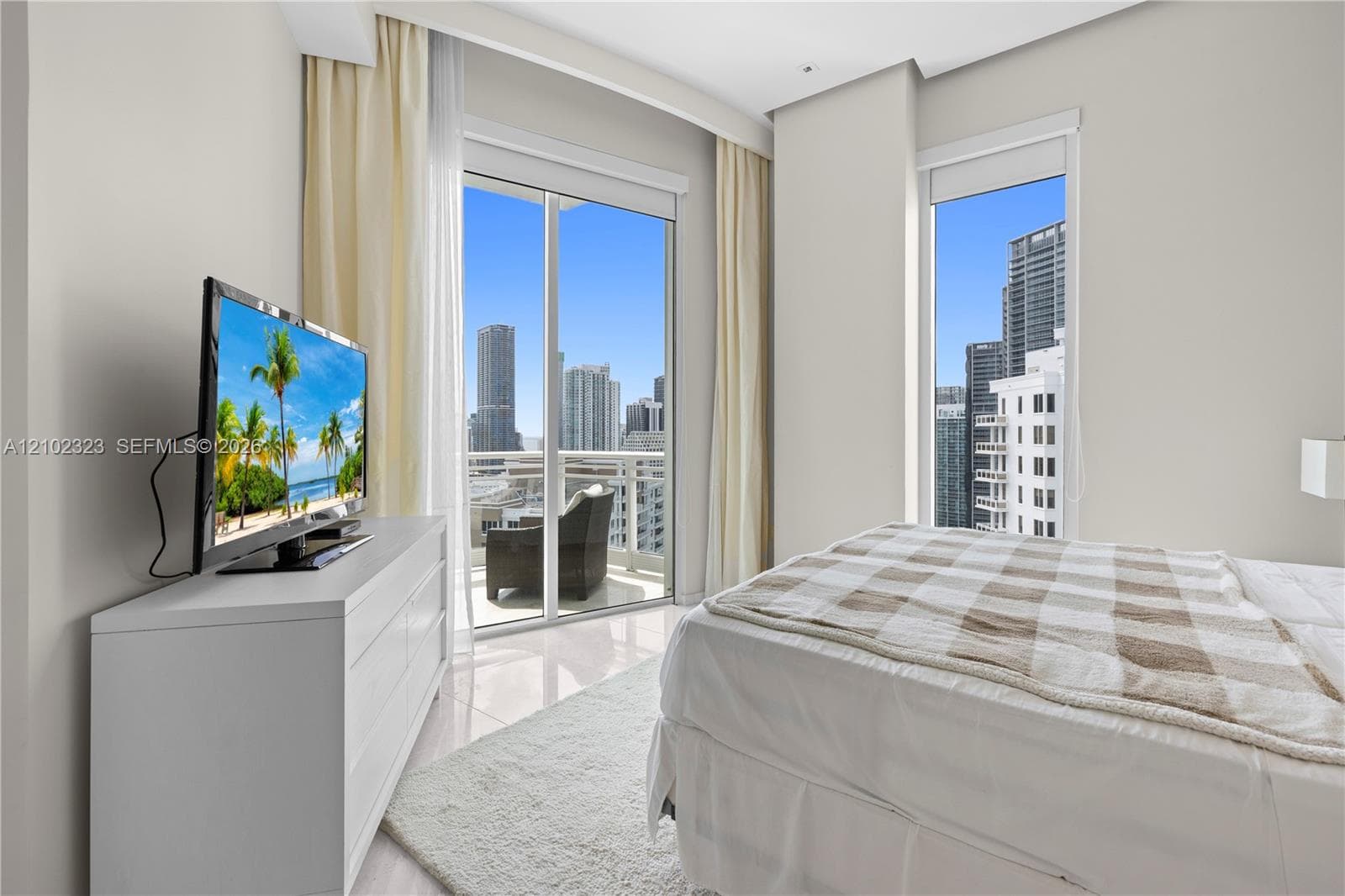 Asia Brickell Key · #3005 in Miami - Photo 19