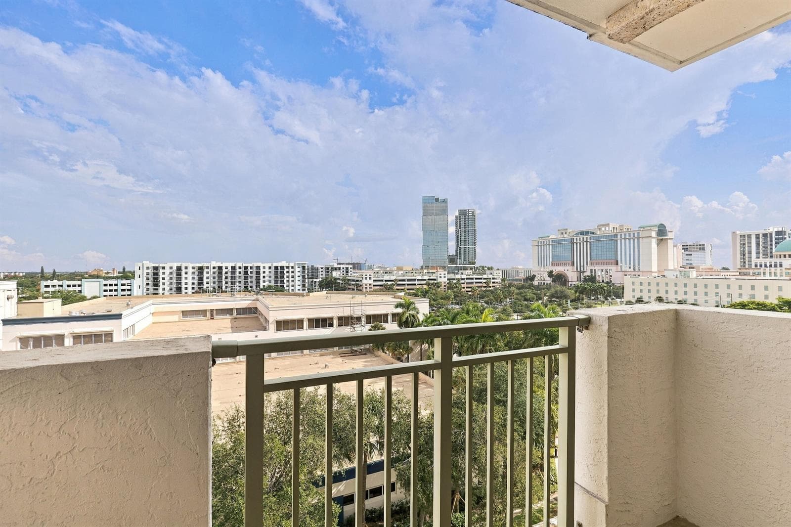 610 Clematis St. #706