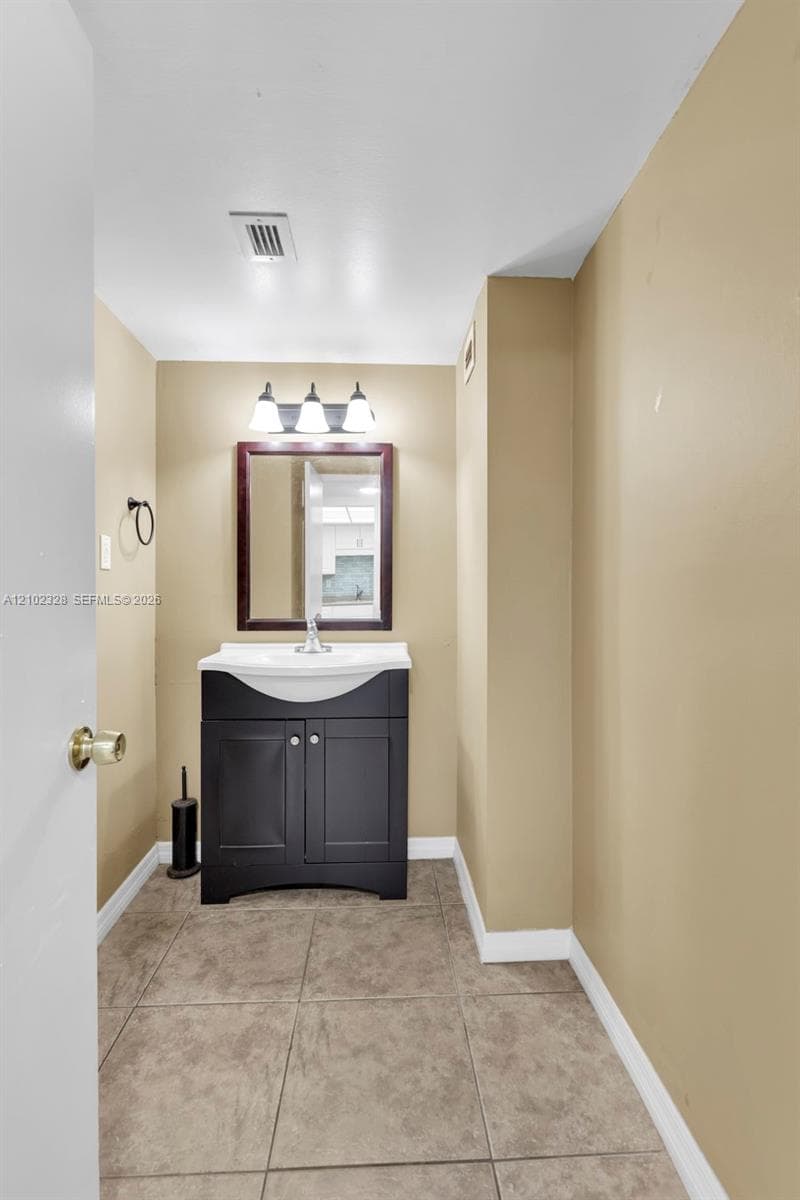 DEL PRADO MARINA · #903 in Aventura - Photo 10