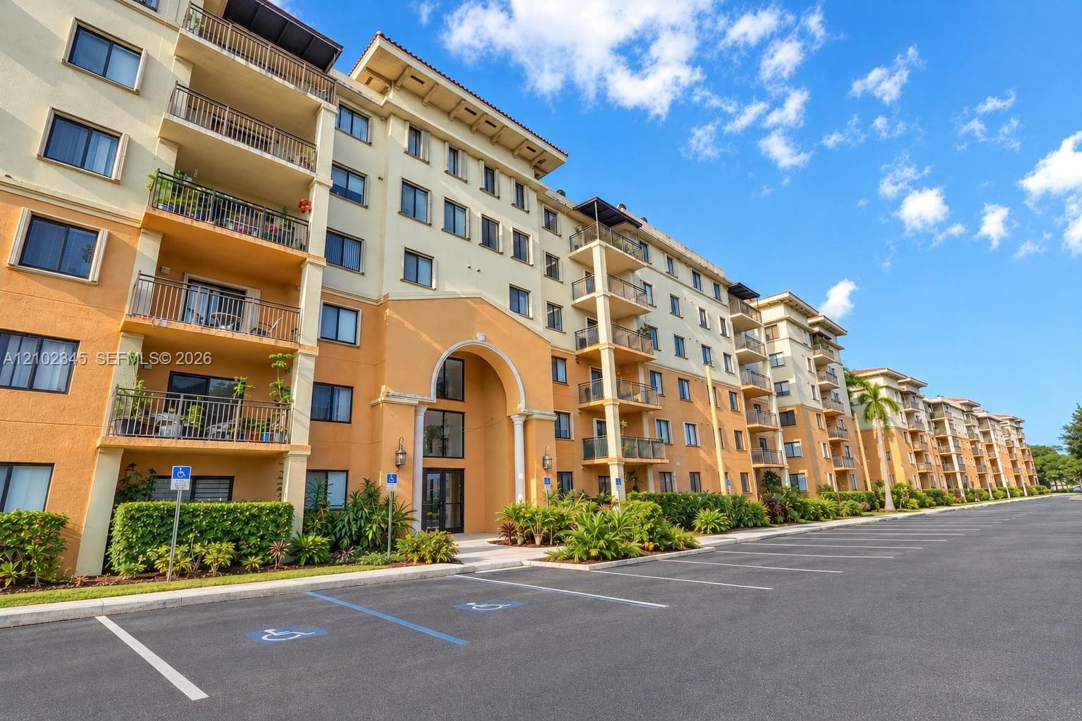 Keystone Courts · #E101 in Miami - Photo 1