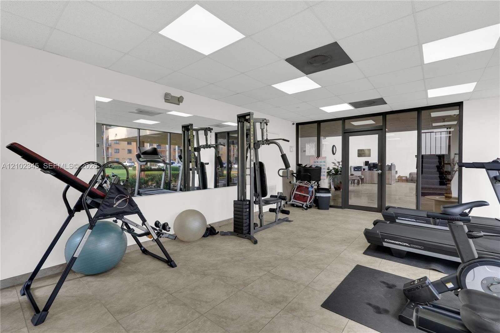 Keystone Courts · #E101 in Miami - Photo 31