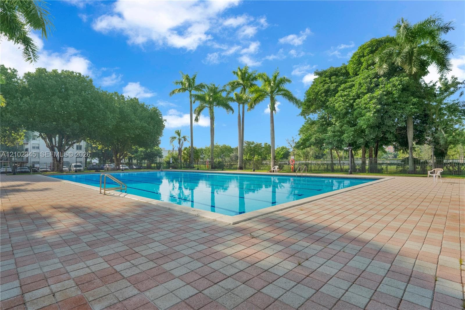 Keystone Courts · #E101 in Miami - Photo 29