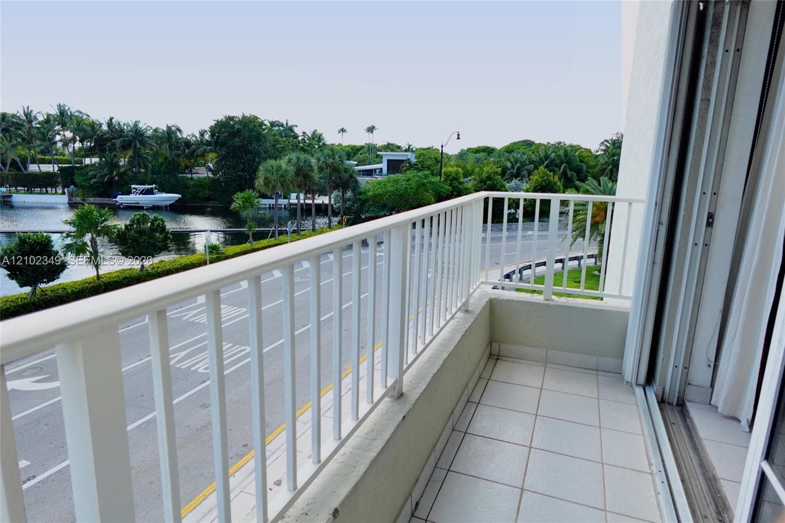 LAKE BEACH CLUB CONDO · #308 in Miami Beach - Photo 13