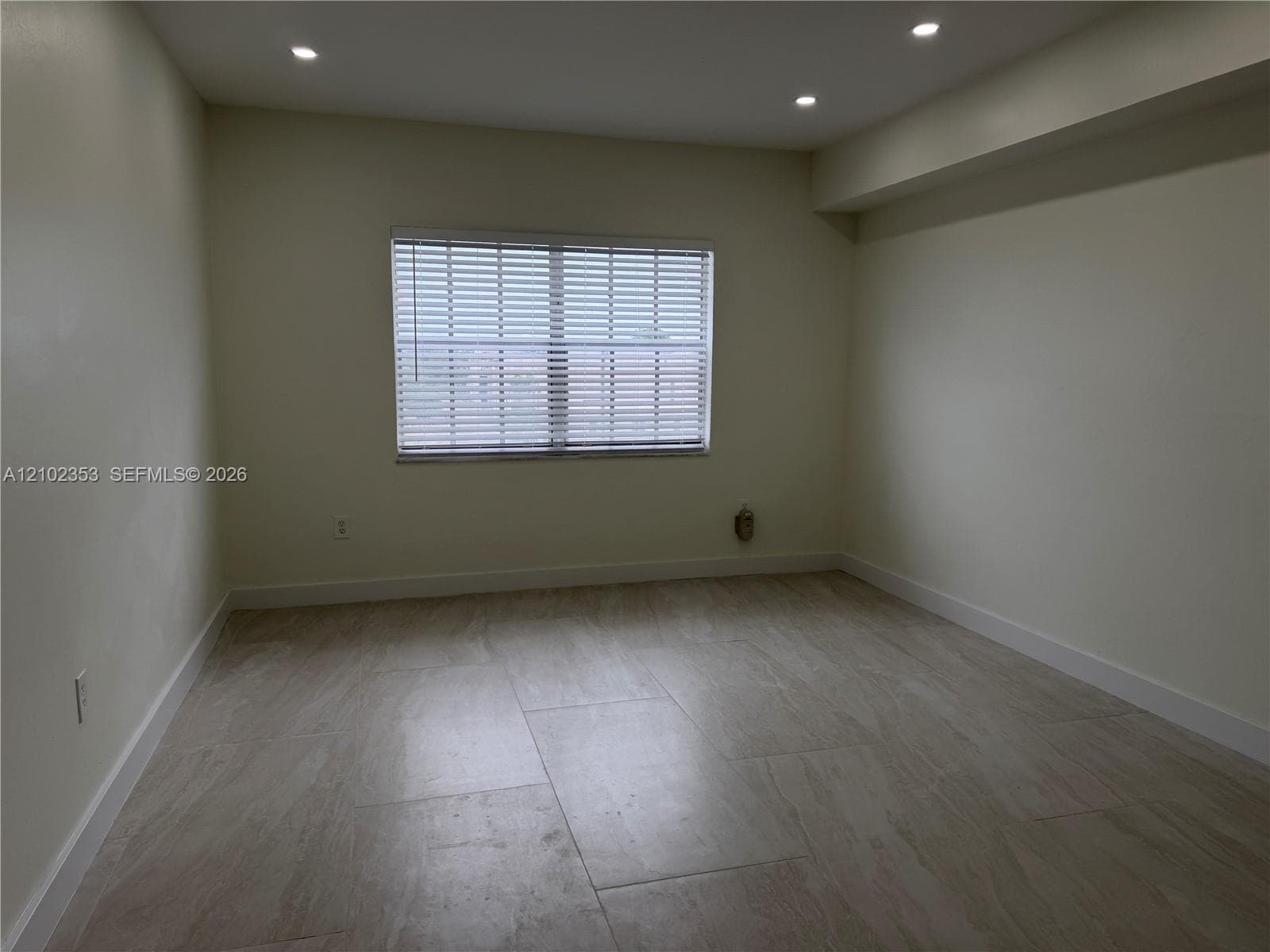 VIRGINIA GARDENS CONDO · #405 in Virginia Gardens - Photo 6