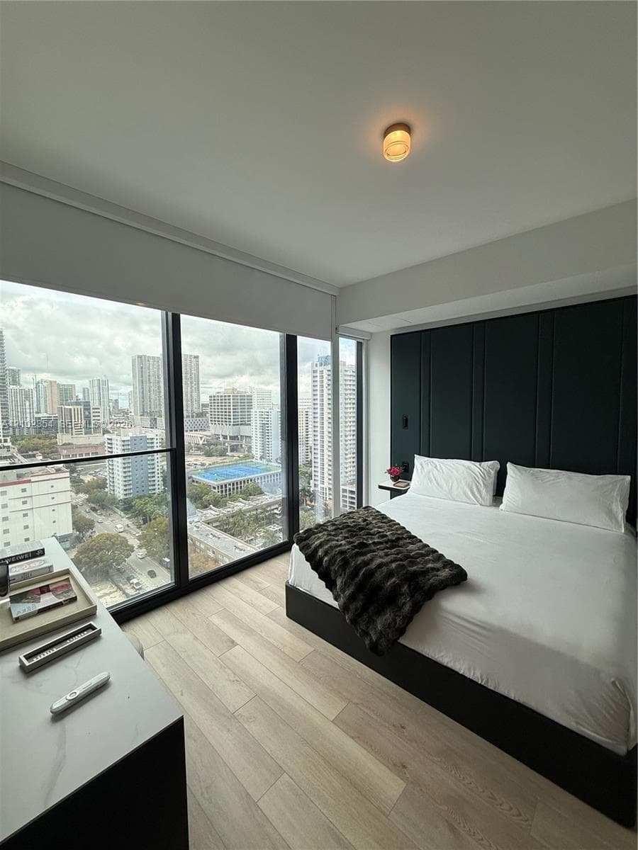 E11EVEN Hotel & Residences · #2909 in Miami - Photo 9