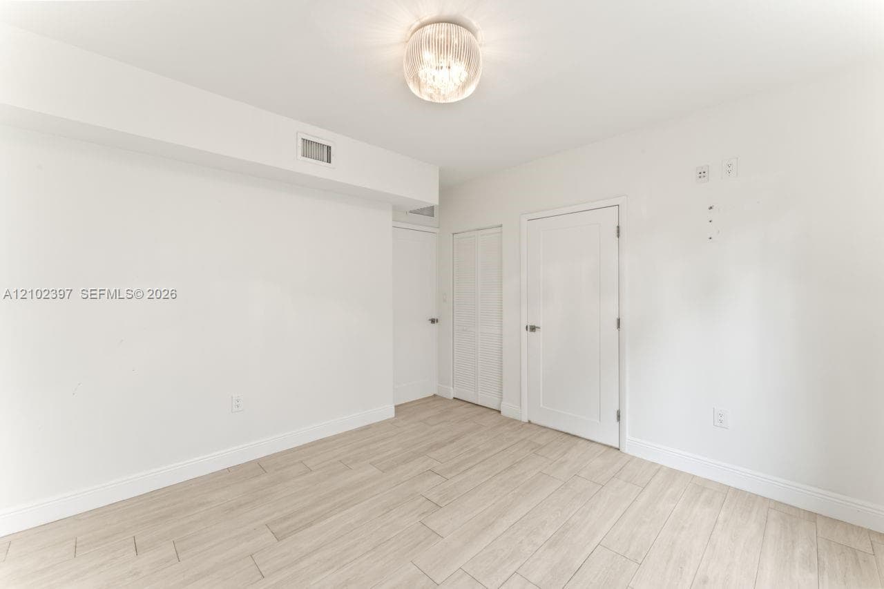 20205 W Oak Haven Cir photo 21