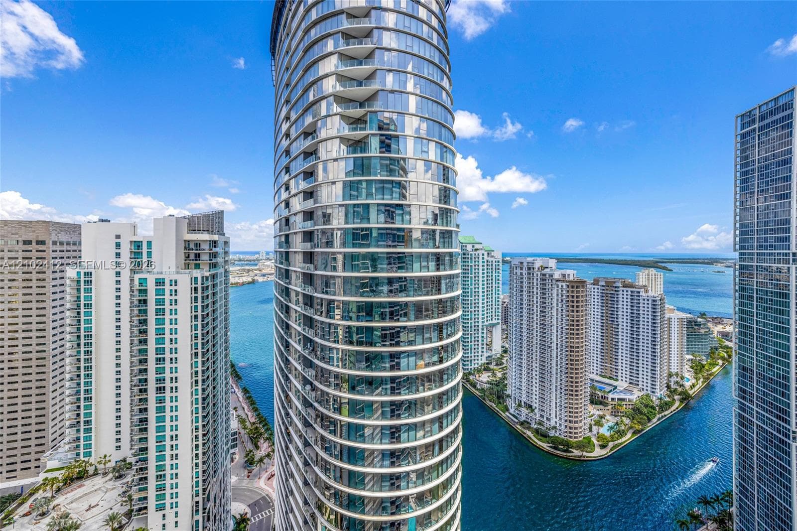 Epic · #4401 in Miami - Photo 29