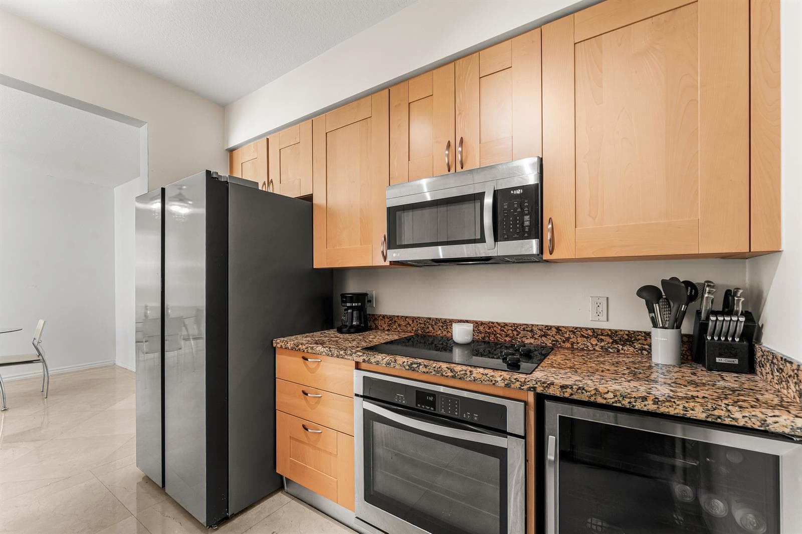 010-350Southeast2ndStreet-Unit2480-FortL