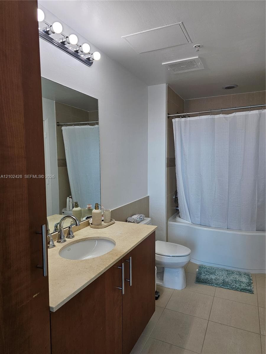 OCEAN MARINE YACHT CLUB C · #807 in Hallandale Beach - Photo 10