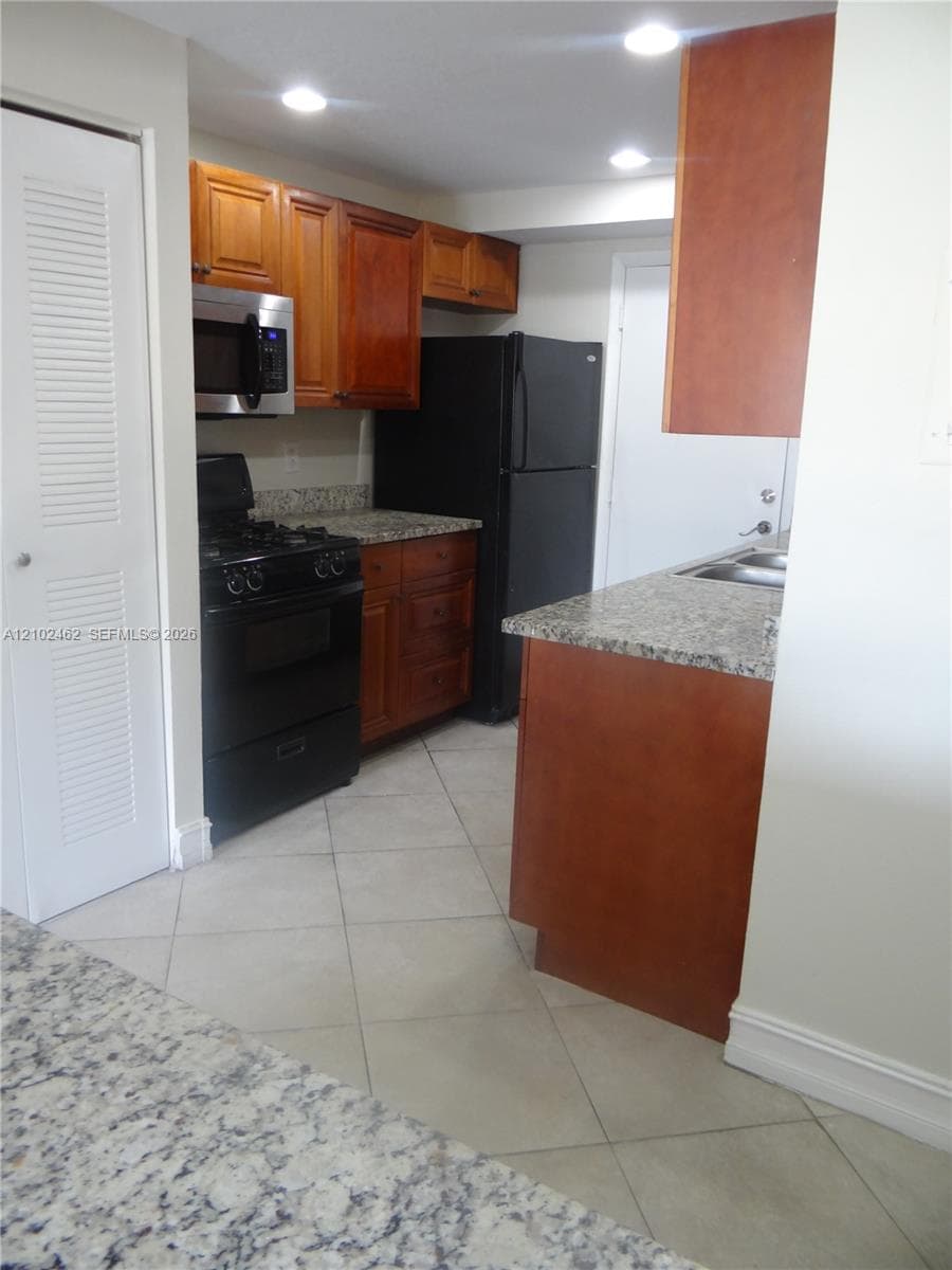 VENETIAN GARDENS AT COUNT · #R207 in Hialeah - Photo 23
