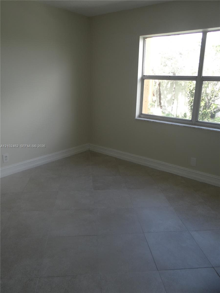 VENETIAN GARDENS AT COUNT · #R207 in Hialeah - Photo 13