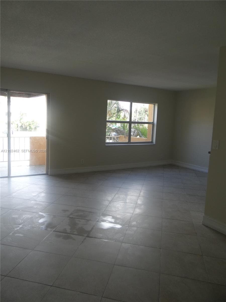 VENETIAN GARDENS AT COUNT · #R207 in Hialeah - Photo 17
