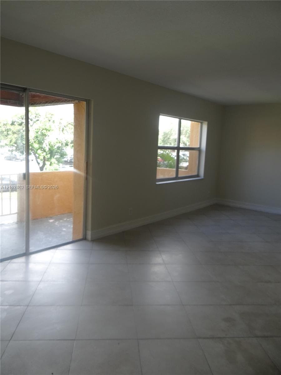 VENETIAN GARDENS AT COUNT · #R207 in Hialeah - Photo 18