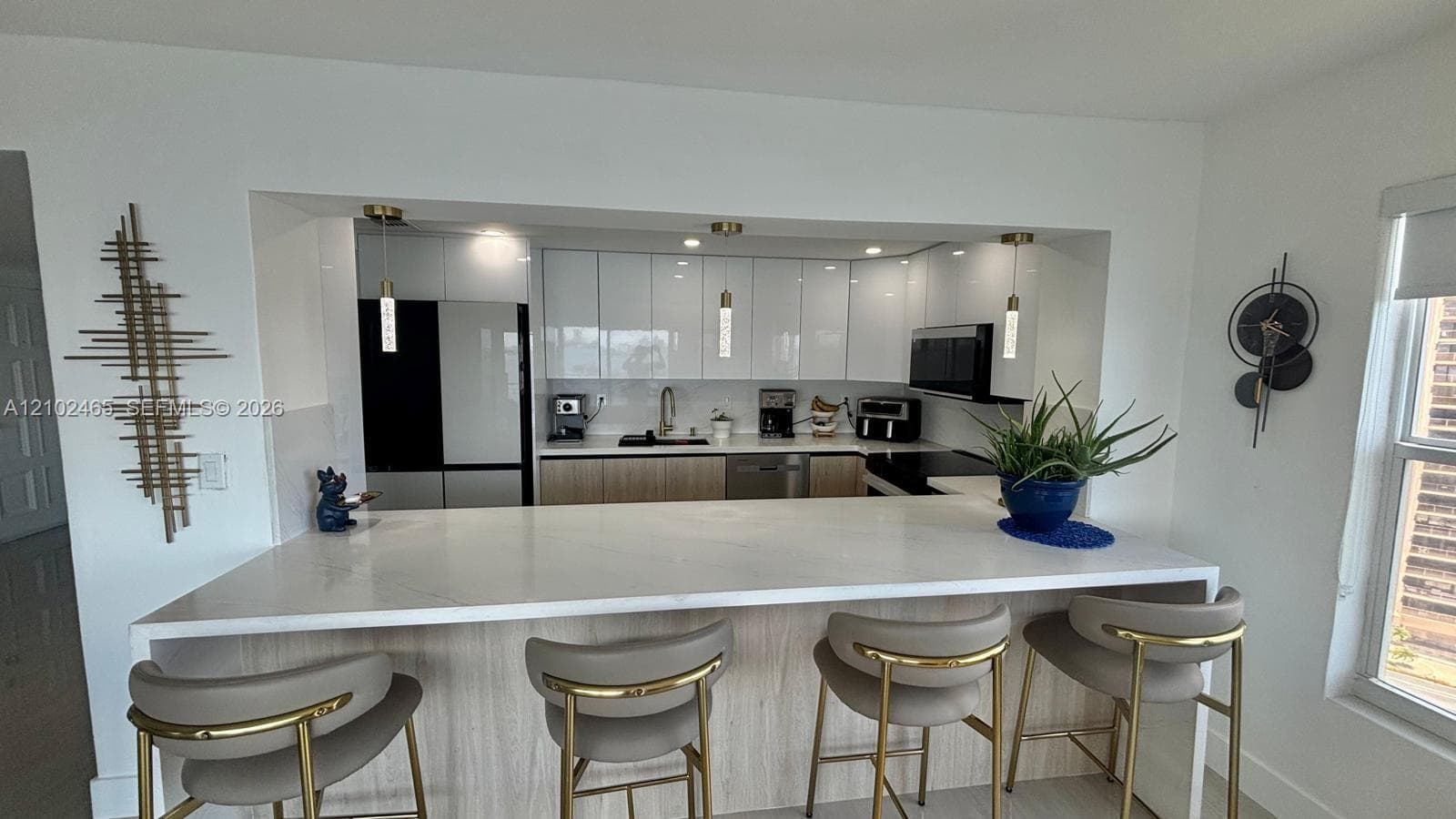 JOCKEY CLUB · #16A in Miami - Photo 12