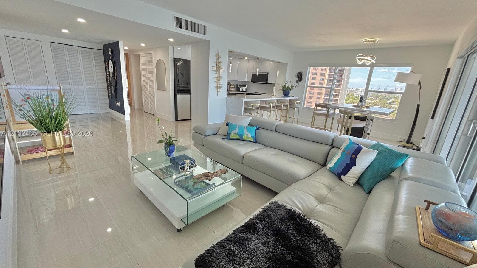 JOCKEY CLUB · #16A in Miami - Photo 22