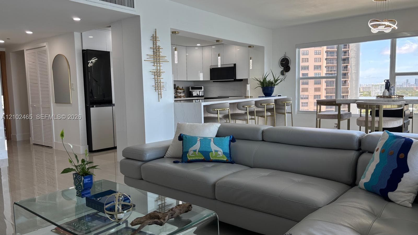JOCKEY CLUB · #16A in Miami - Photo 19