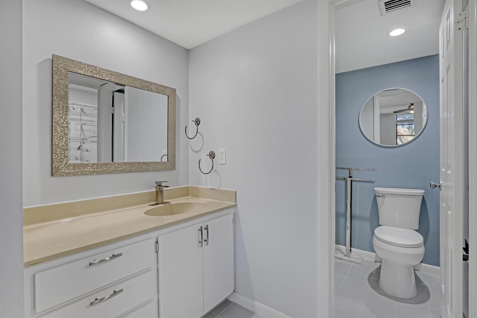 3650 Whitehall #201 (21)