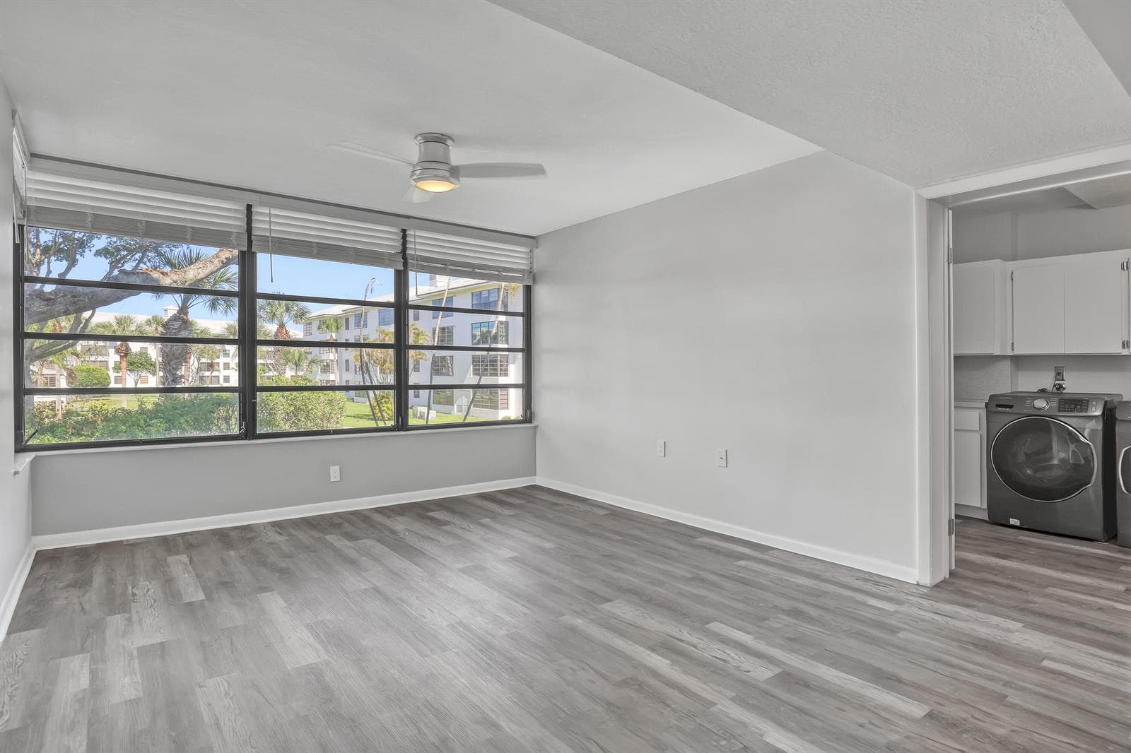 3650 Whitehall #201 (7)